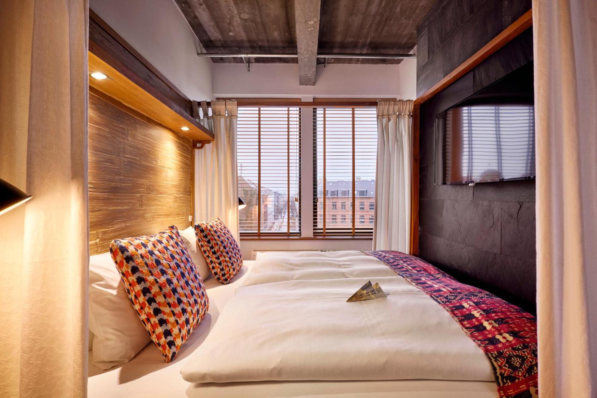 玛农勒斯套房古斯米登酒店 哥本哈根 外观 照片 A room at the hotel