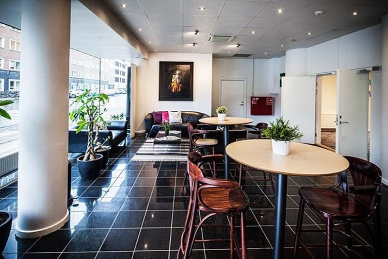 玛农勒斯套房古斯米登酒店 哥本哈根 外观 照片 The lounge at the airport